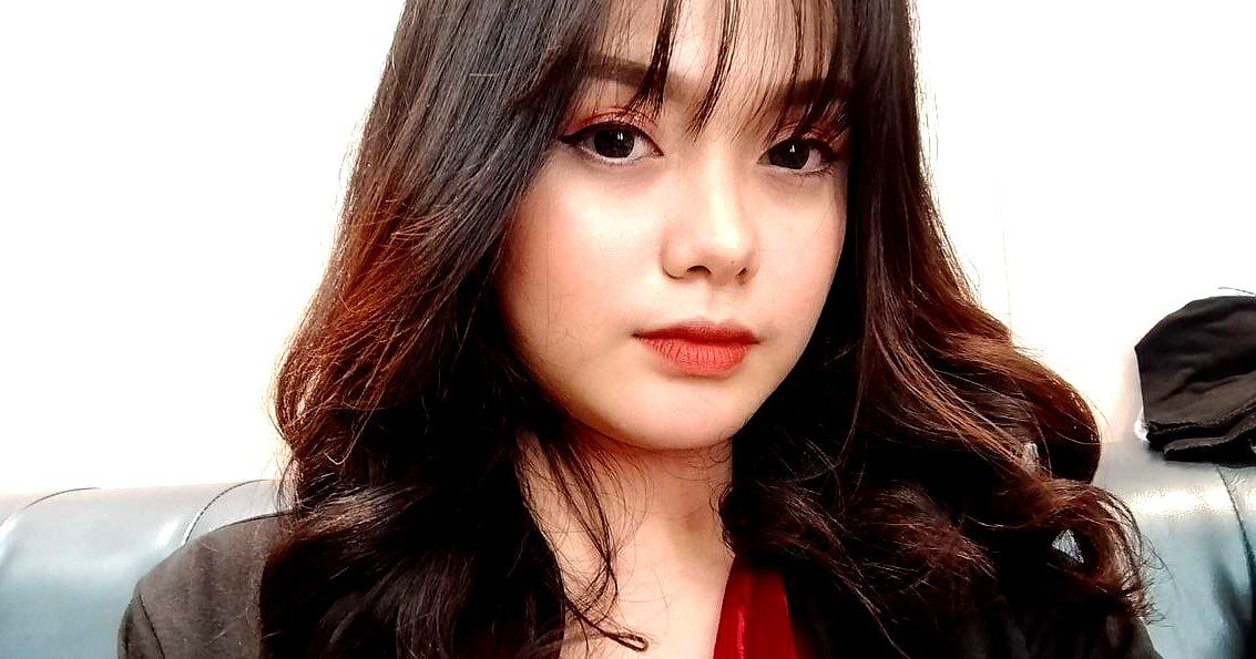 Em lễ tân nguyện bú buồi để không bị trừ lương